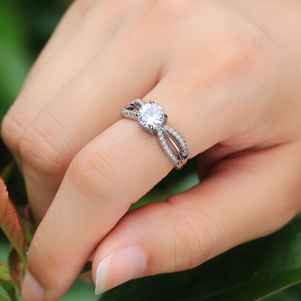 New Women’s Two Tone 925 Silver Round Diamond Ring